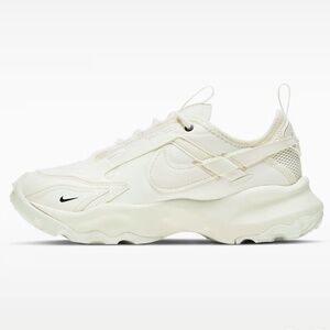 Womens's Nike TC 7900 Shoes Size 6.5 Like New